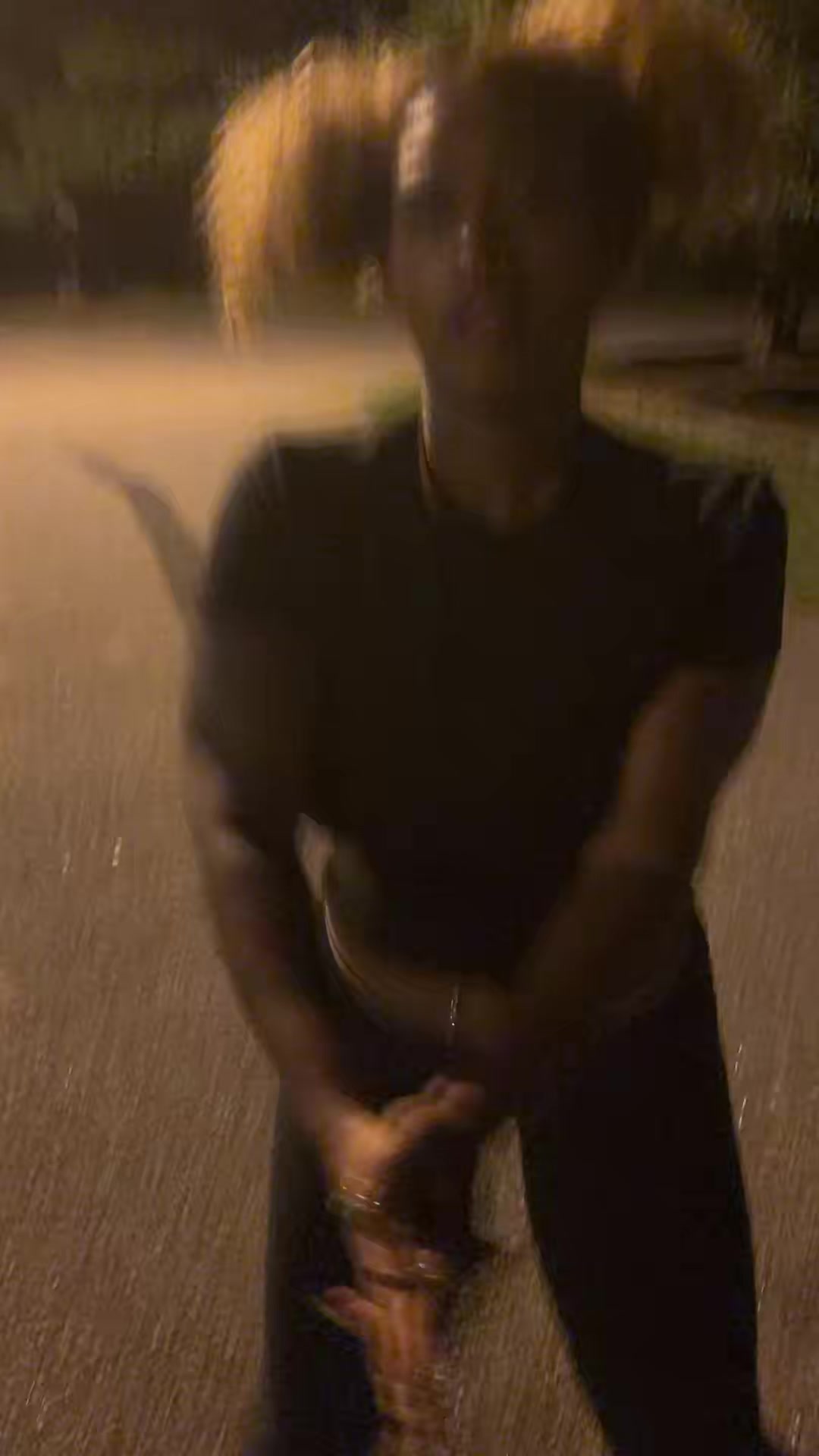 @⃟