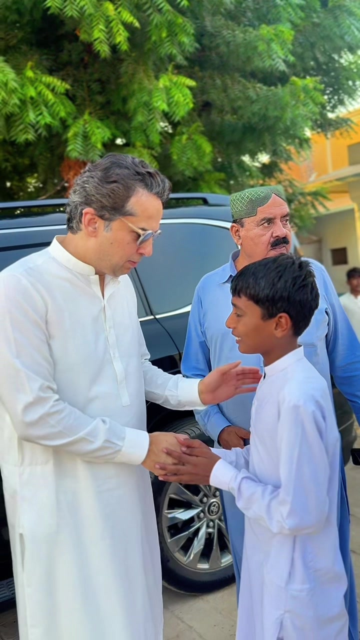 @Makhdoom Hashim Javan Bakht