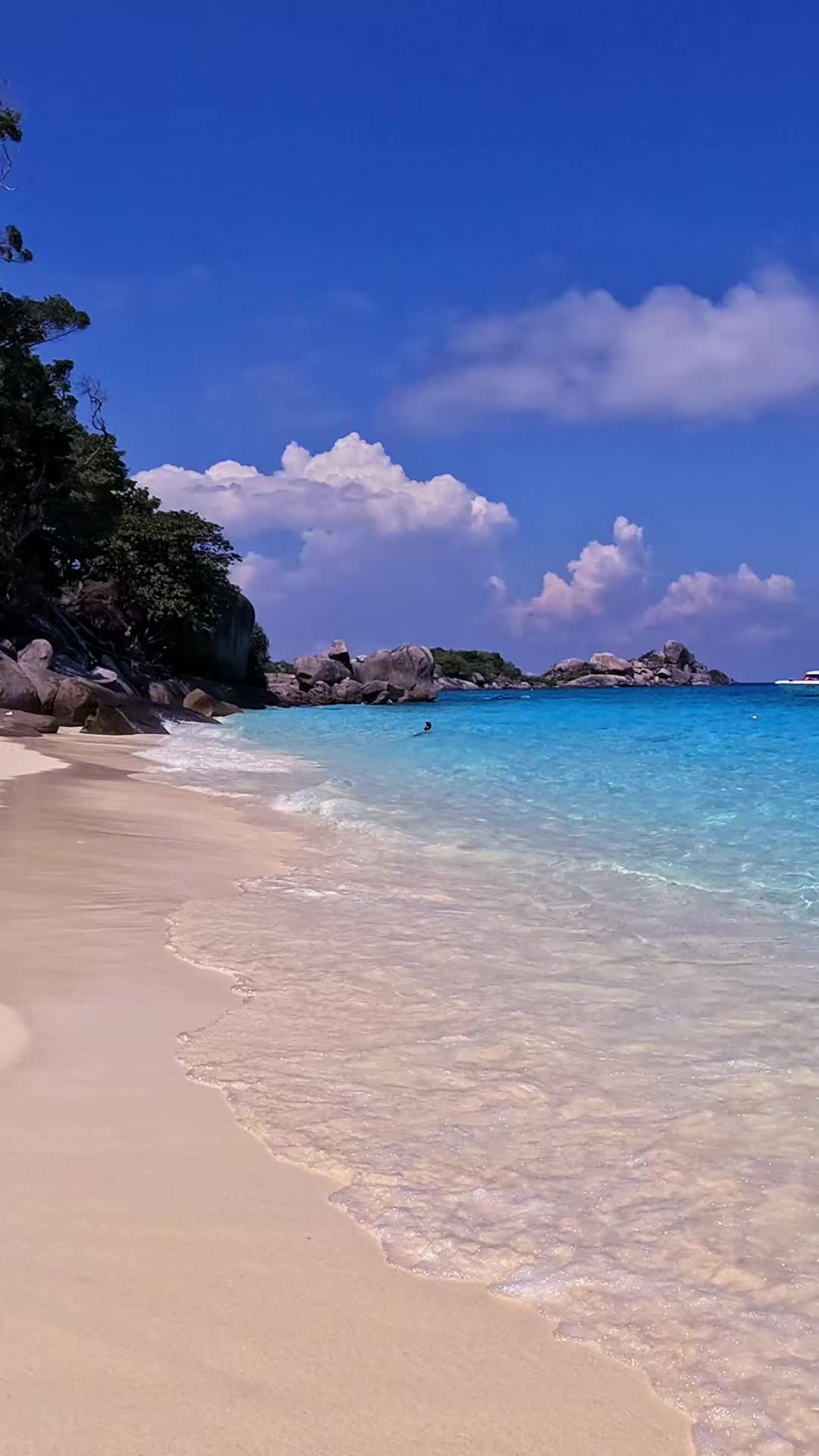 @Conny travelt 🌍✈️🌴🌞👣👌