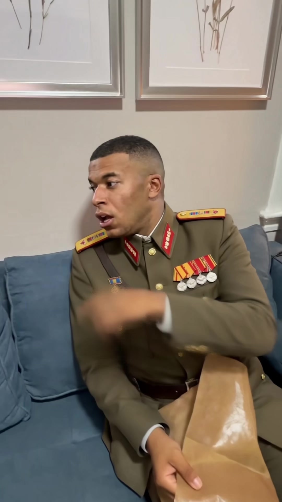 @Ney