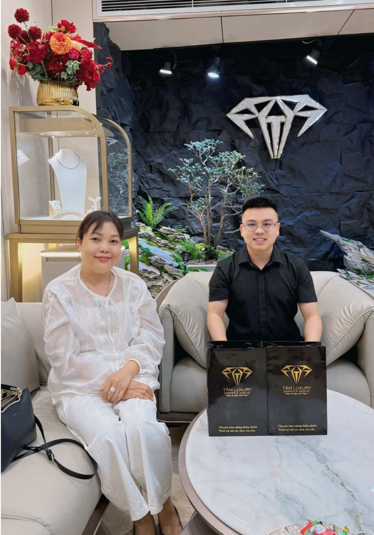 @Tâmluxury - Seller Chung Eo Vi
