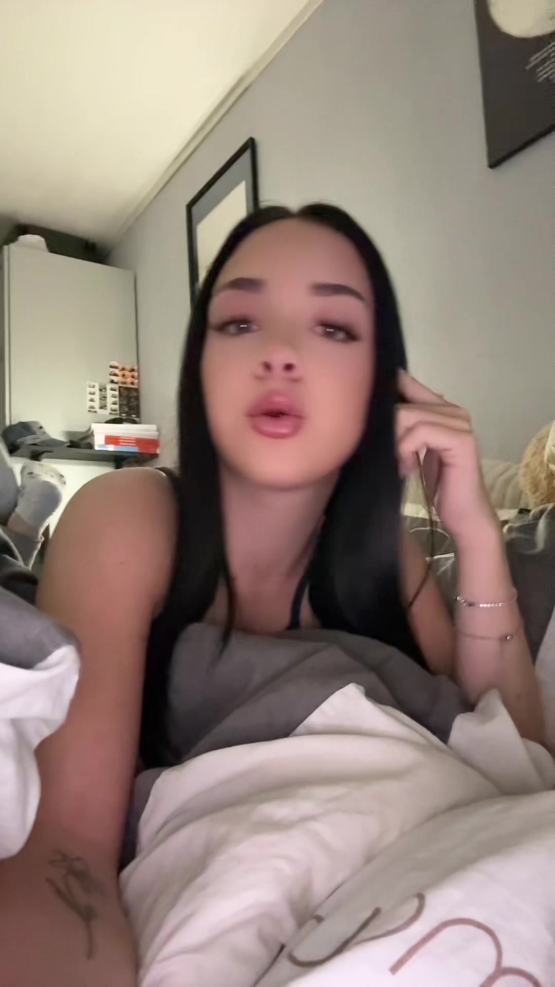 @Larissa isala🪽