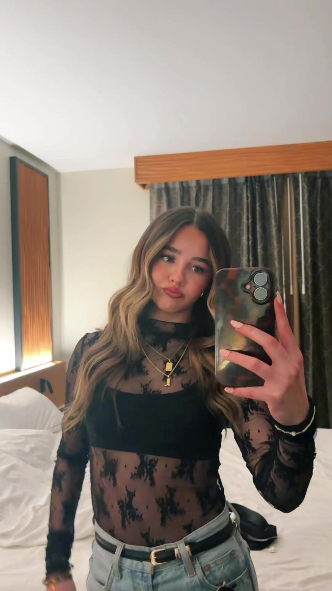 @brookeeritchie