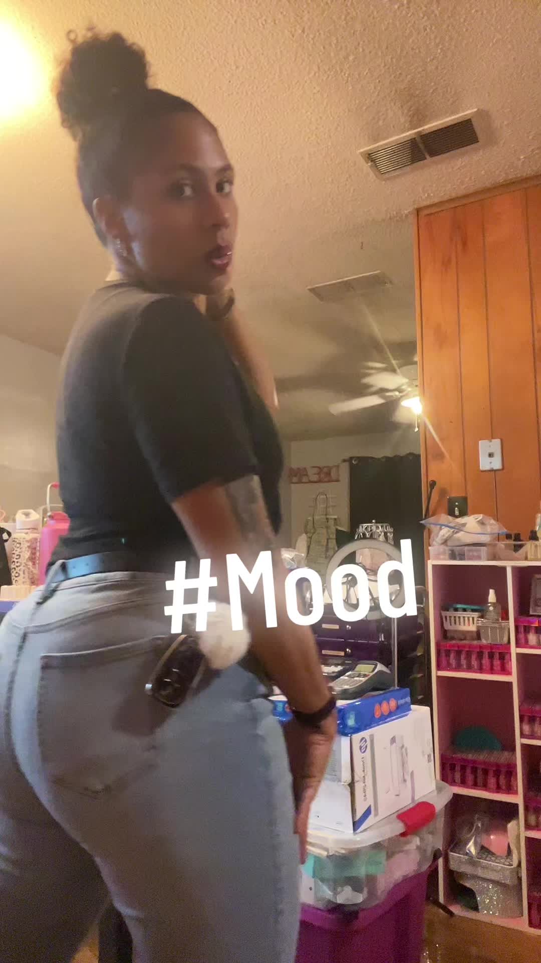 @QueenMaraBugg