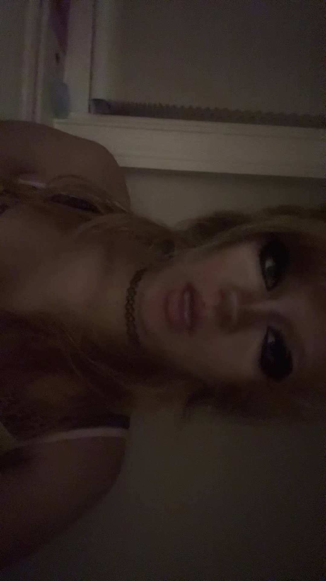 @julia