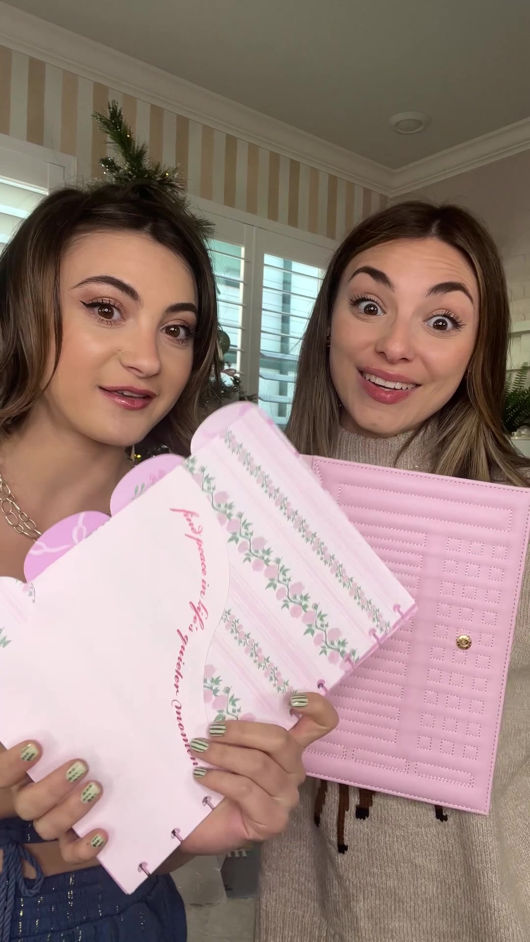 @wewearcute