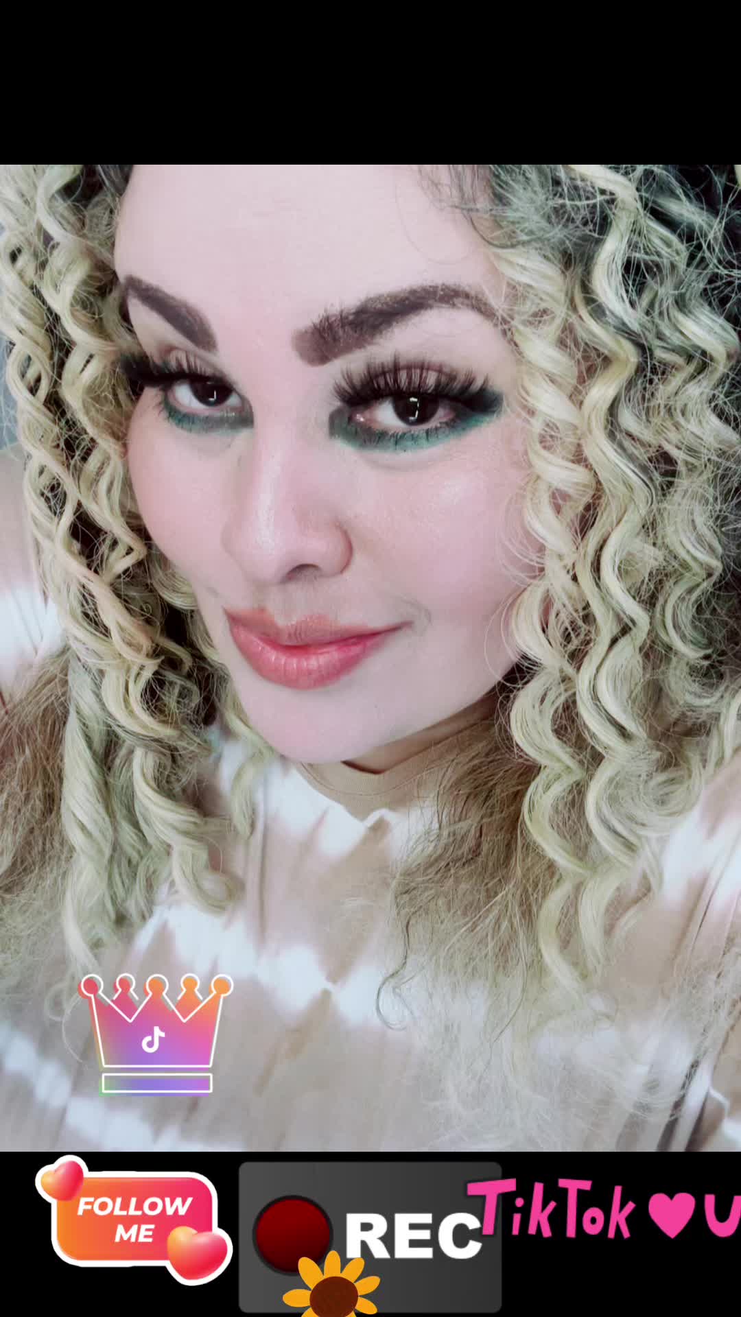@MiriamHaroT.