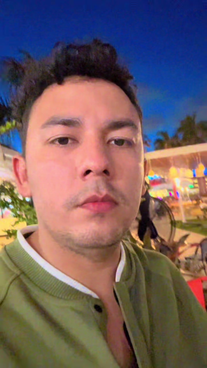 @SinlimitesTHONY