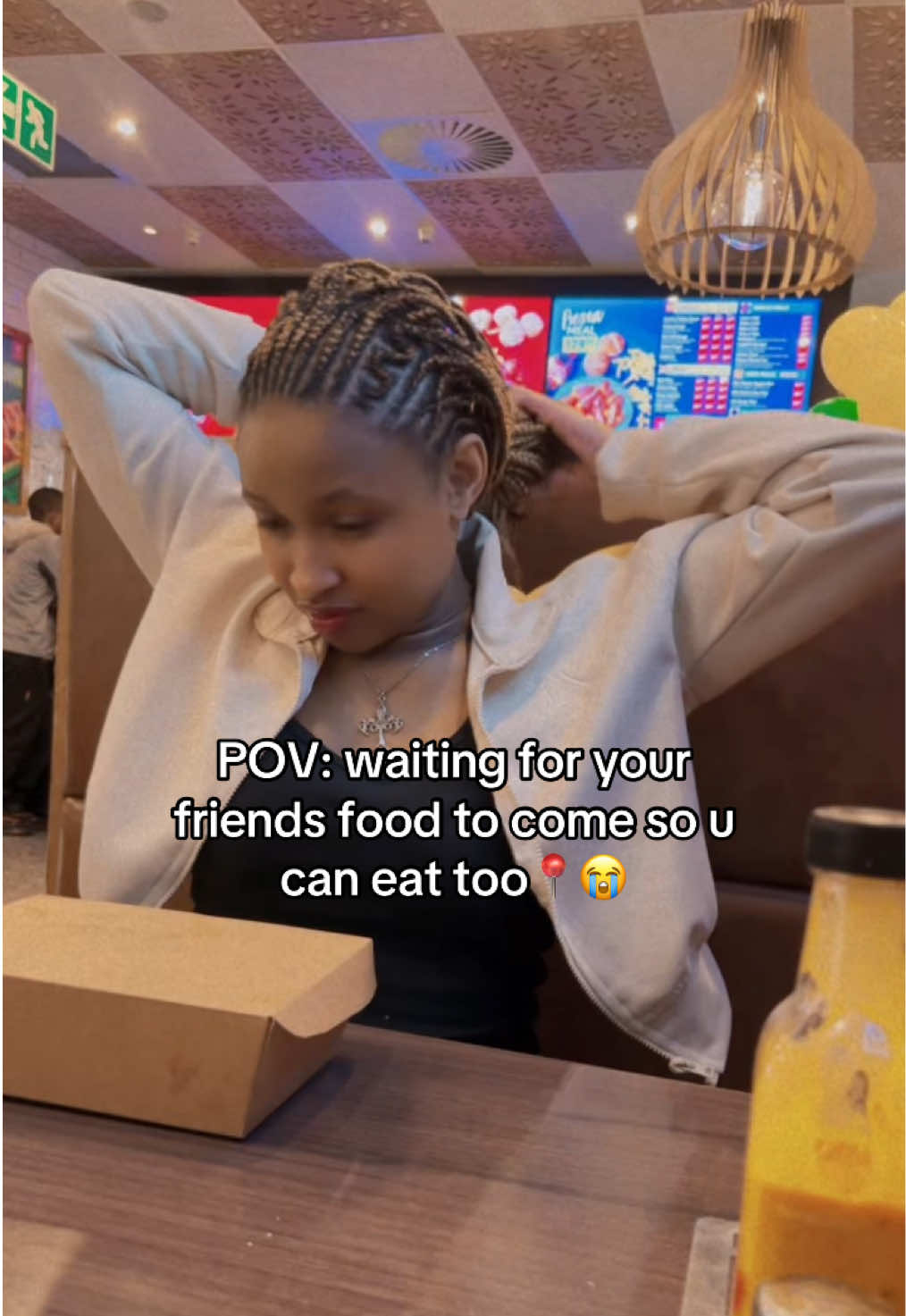 @queensalute_