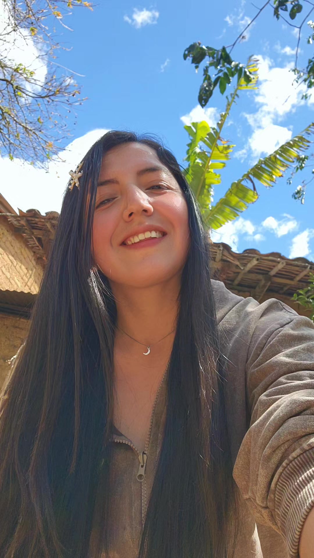 @Ni&ntilde;a de la sonrisa. te sigue