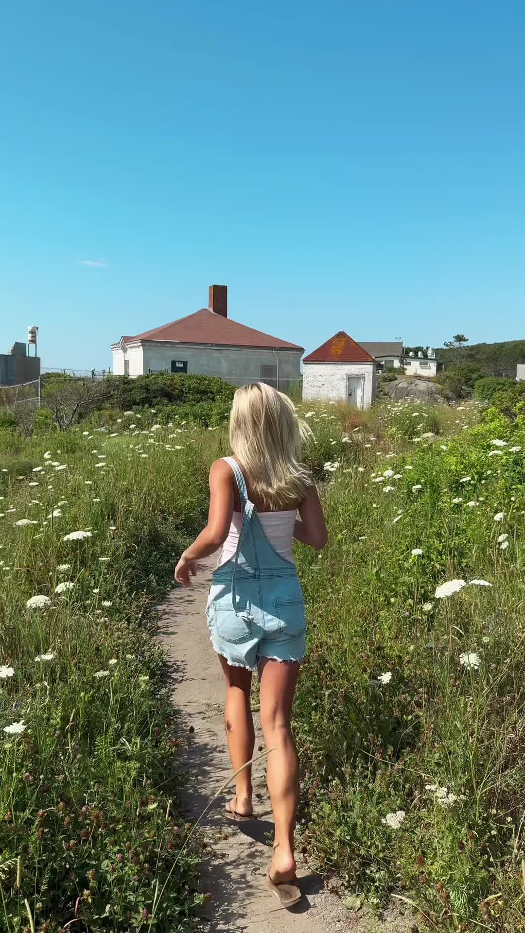 @alexandrasirek