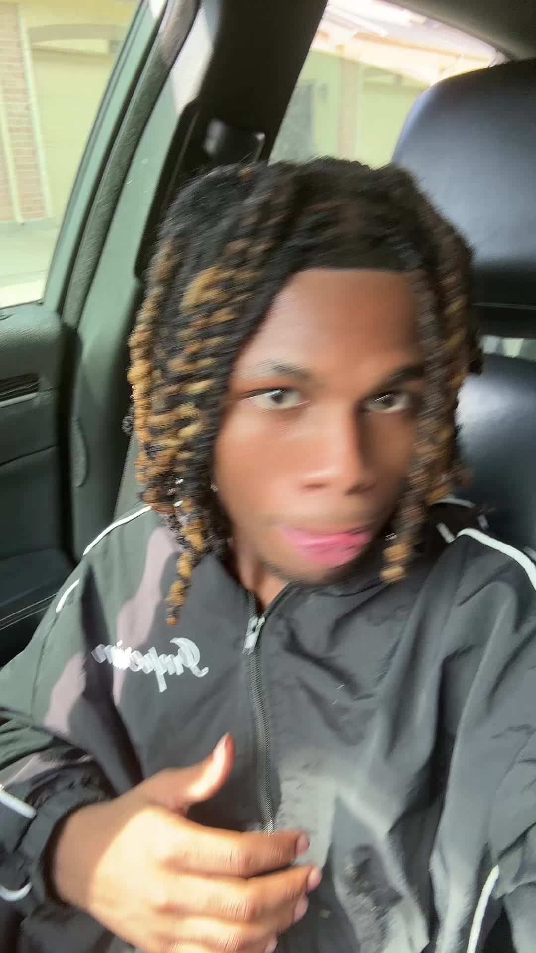 @JOJO♠️