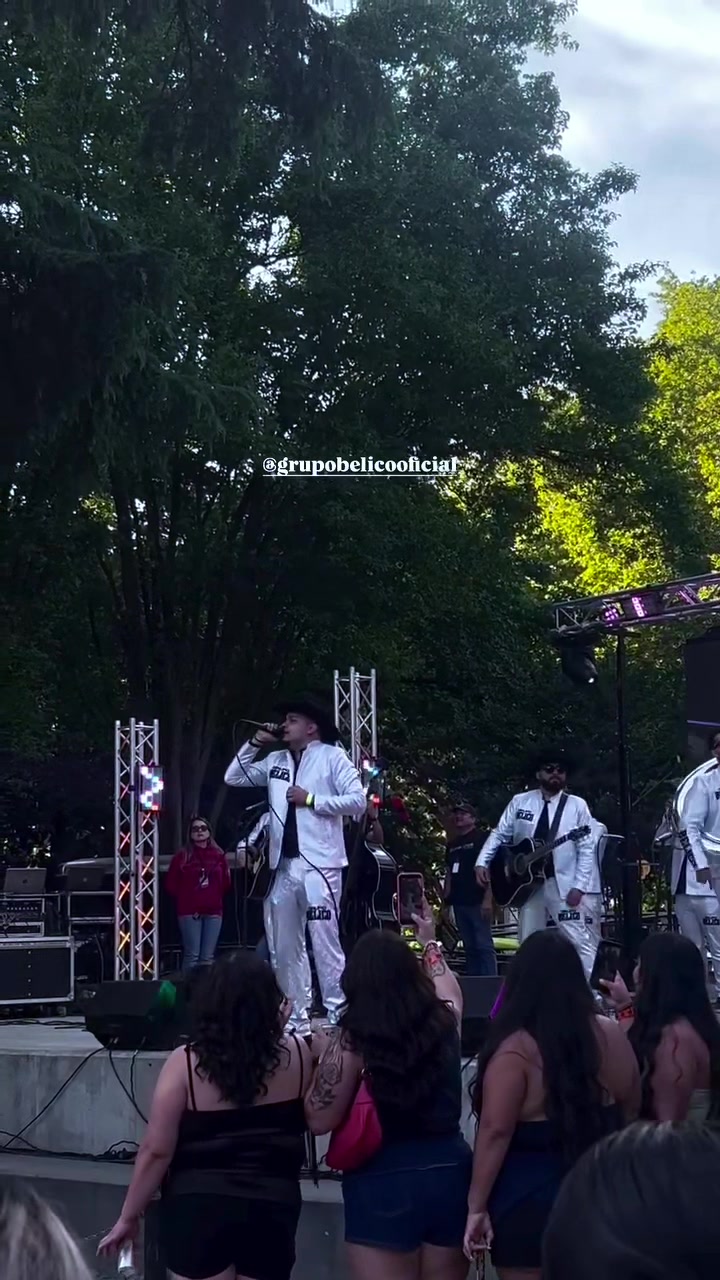 @Iván 👁