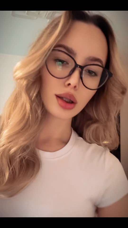 @Aarishellia