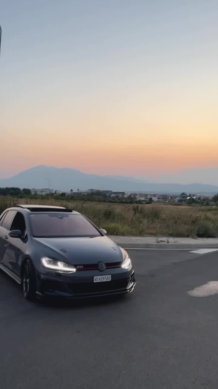 @revvedcars