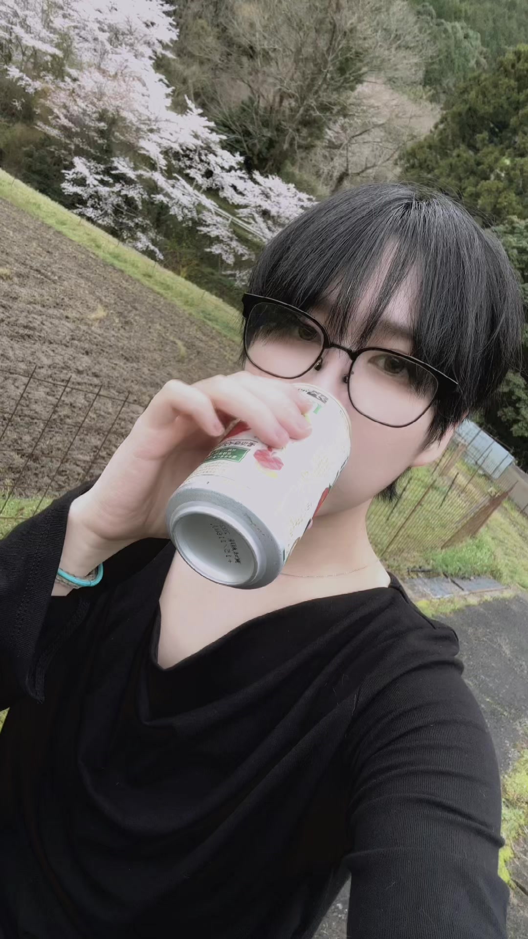 @倫