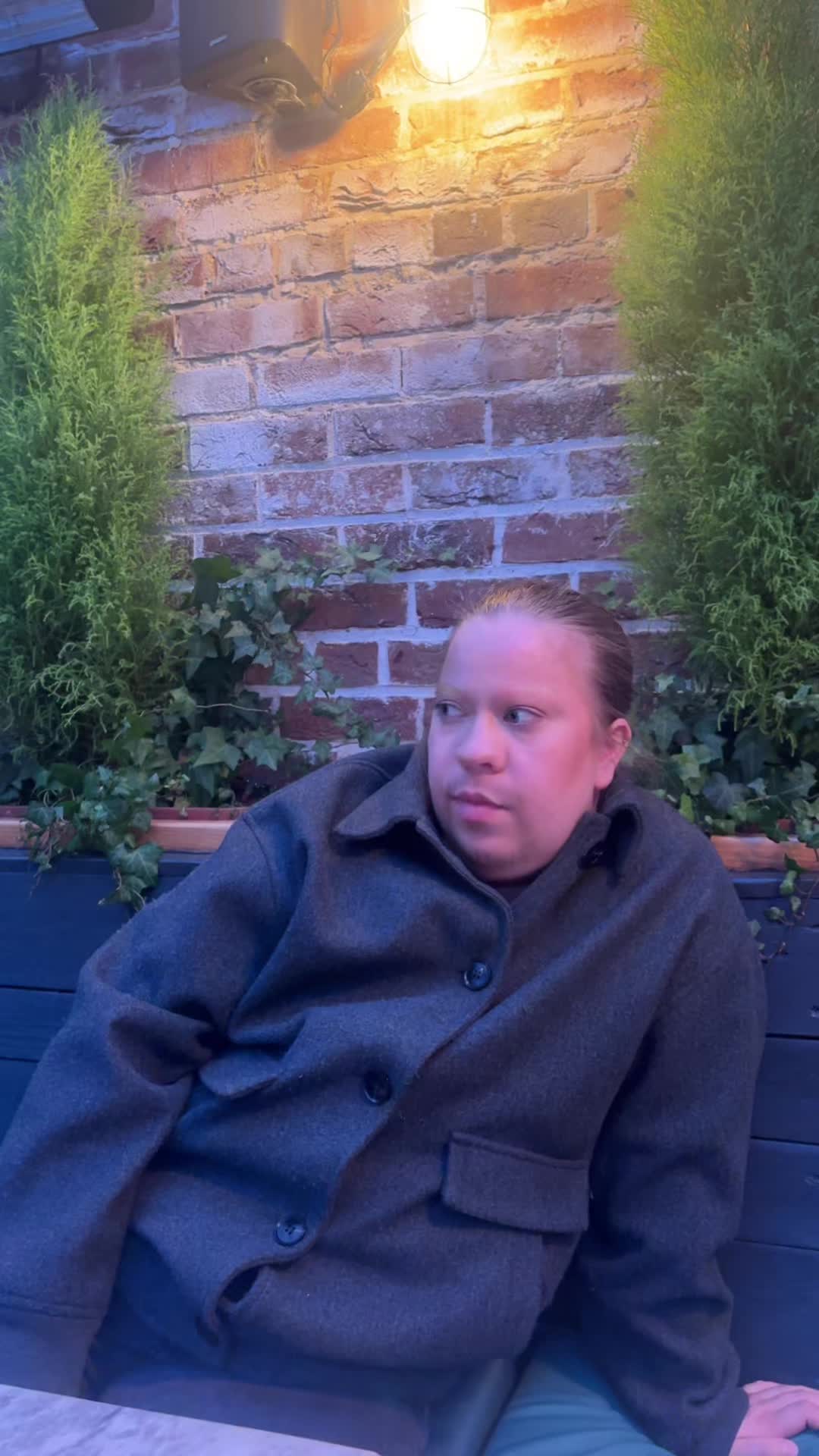 @Ella