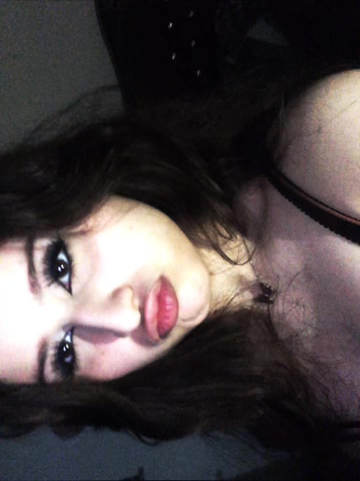 @aysan🍒