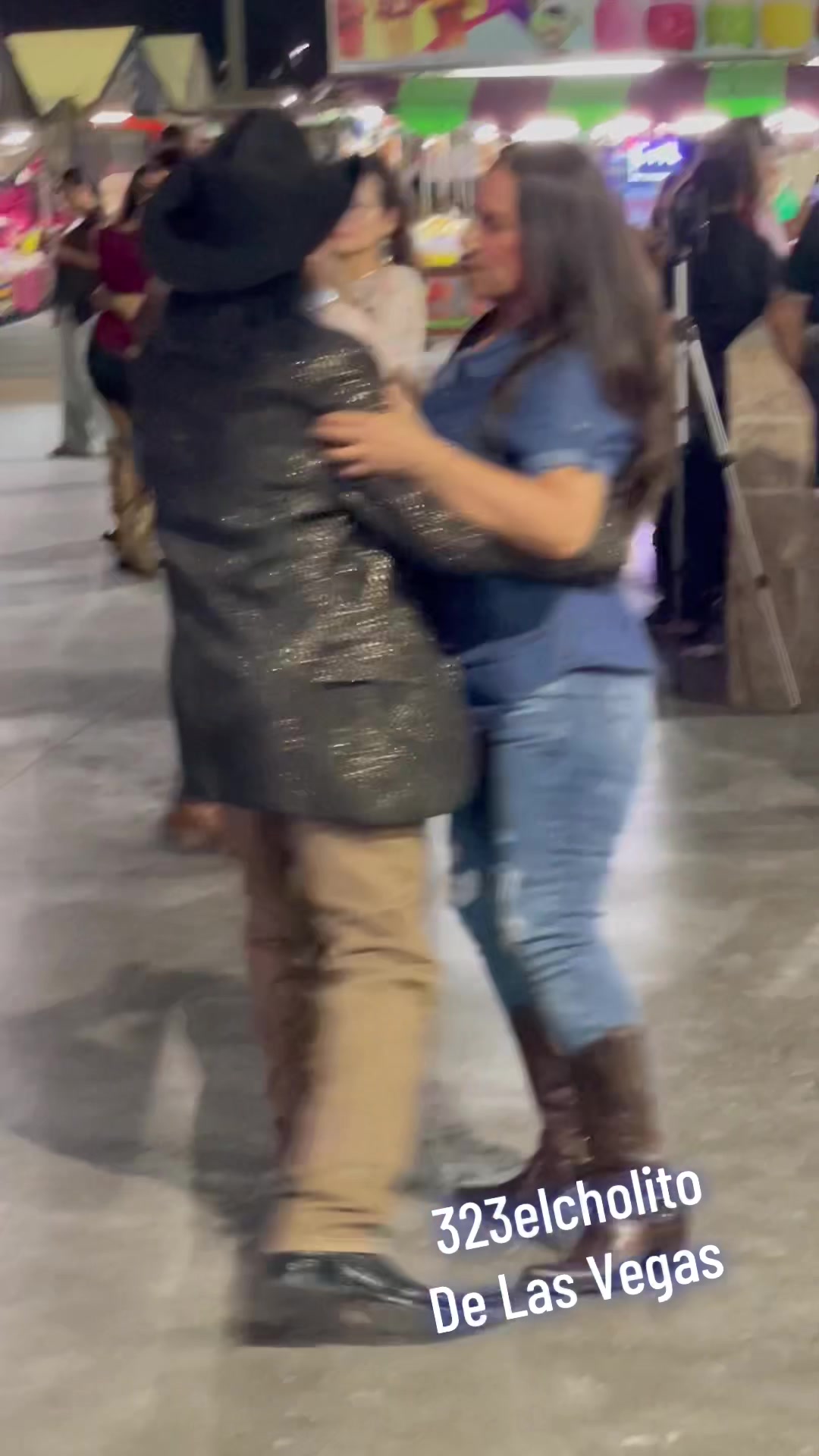 @323elcholito