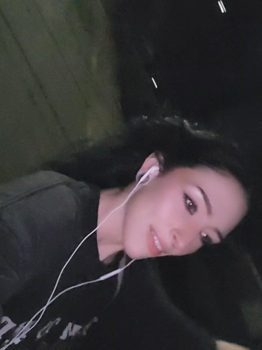 @Kiki