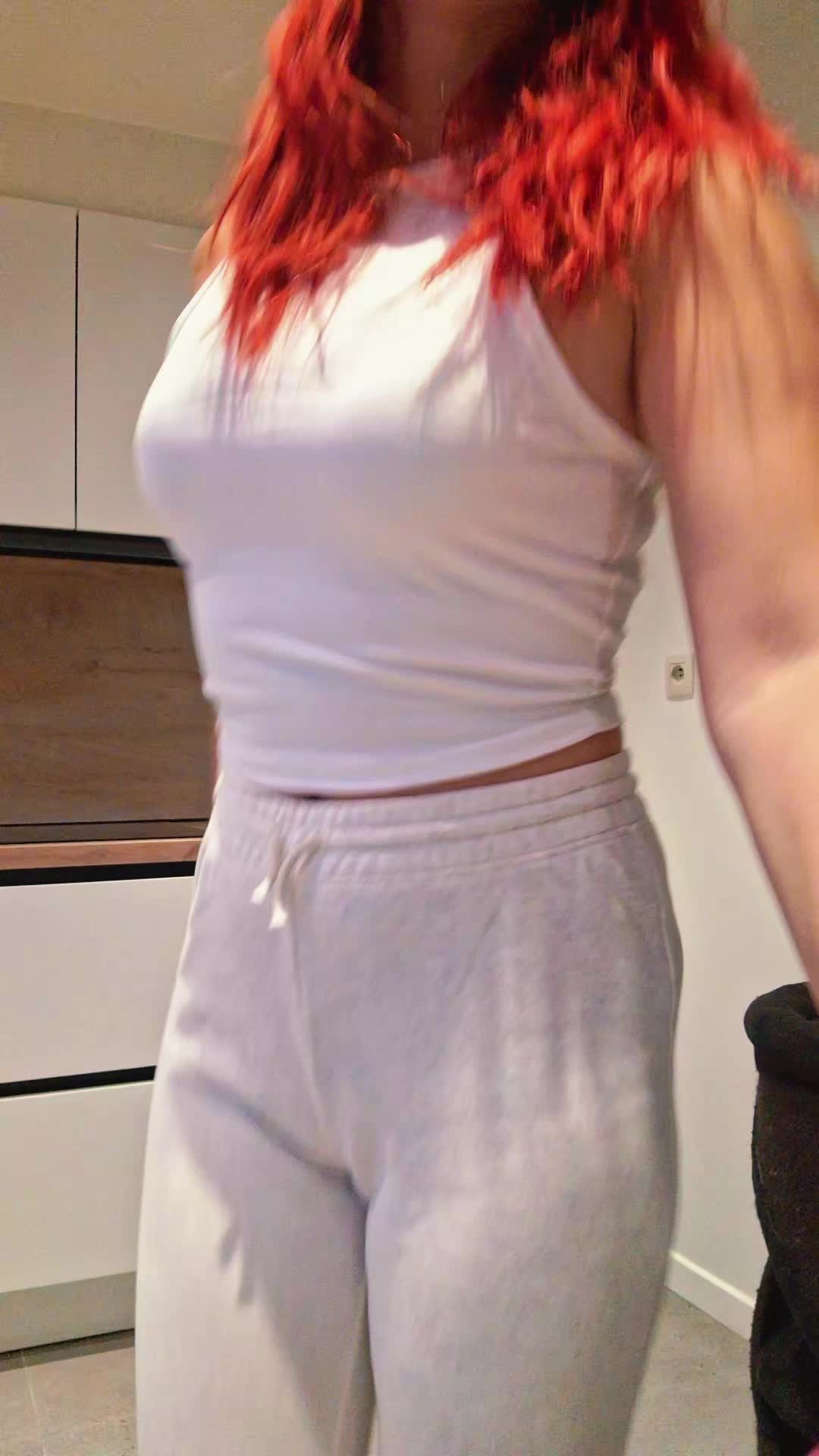 @Ladyk_in_red❤️