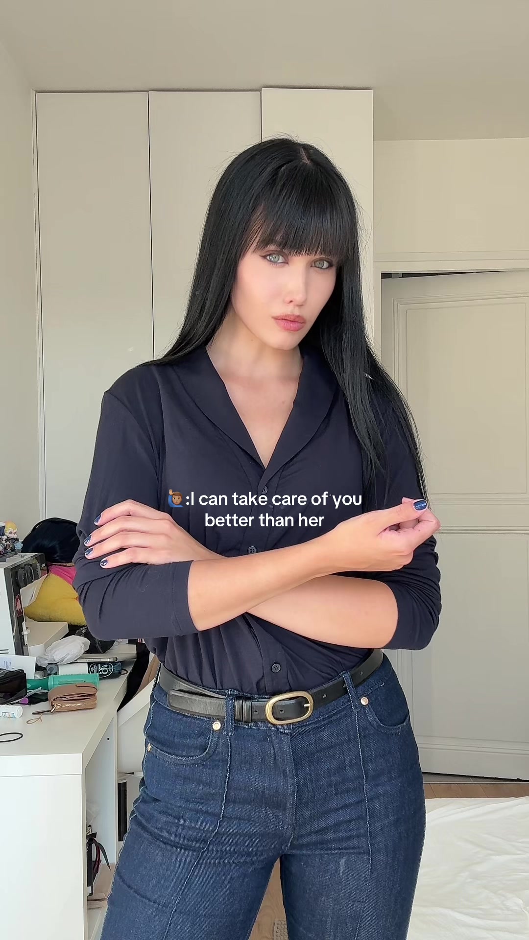 @𝑁𝑖𝑛𝑒𝑙𝑙𝑒.