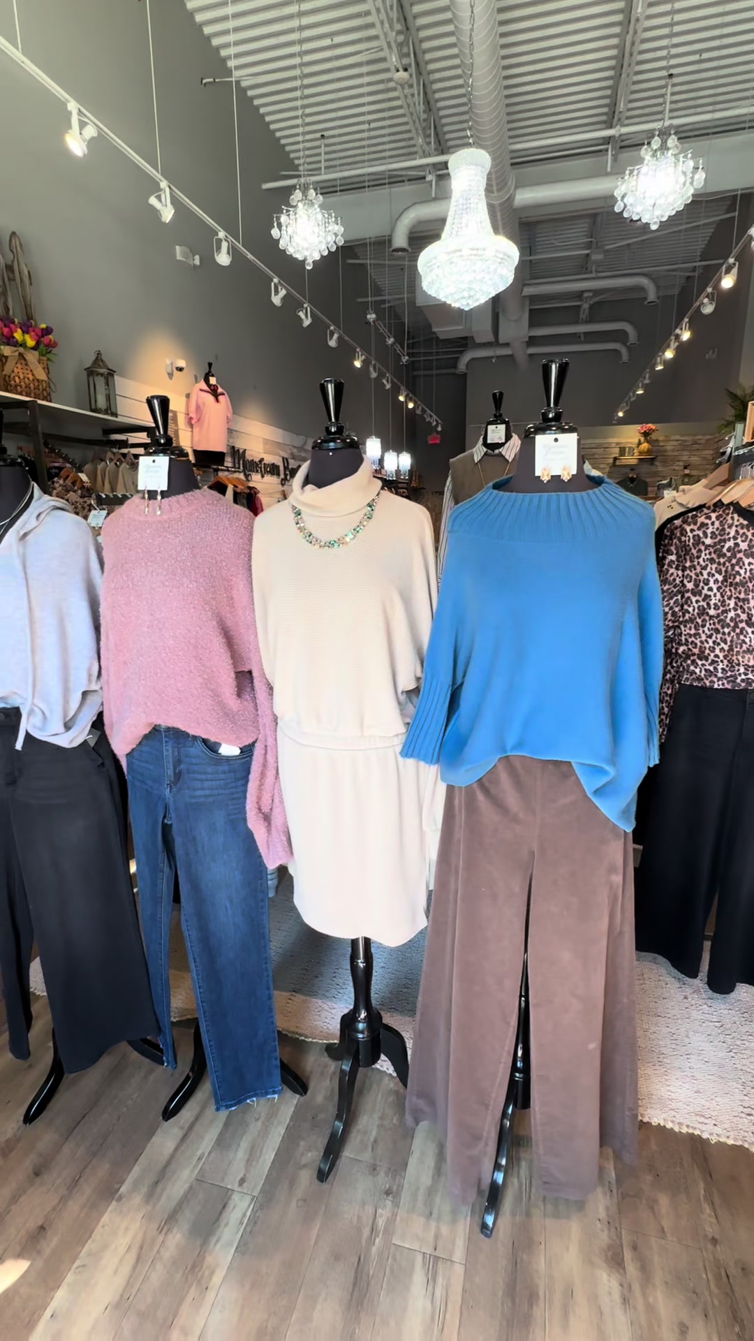 @mainstreamboutiqueCLT