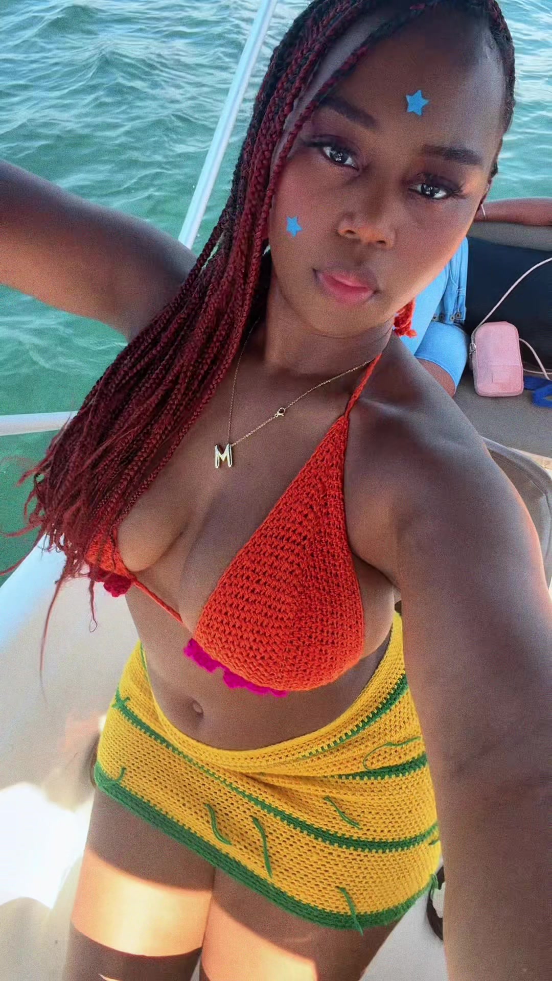 @Mayah christina 🇲🇬🇸🇳