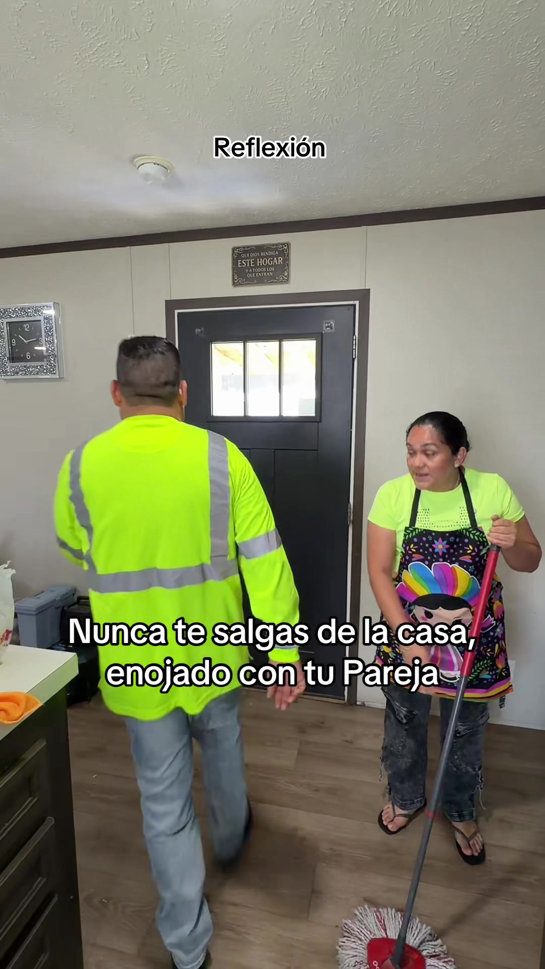 @Una familia mexicana🇲🇽