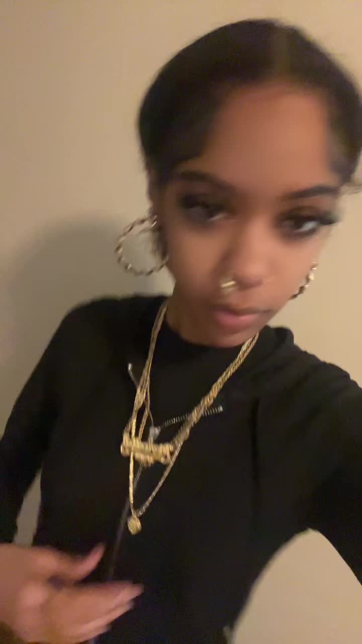@lilmisstakemoney