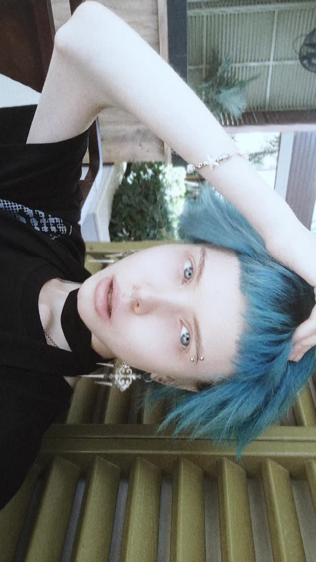 @NikaWave