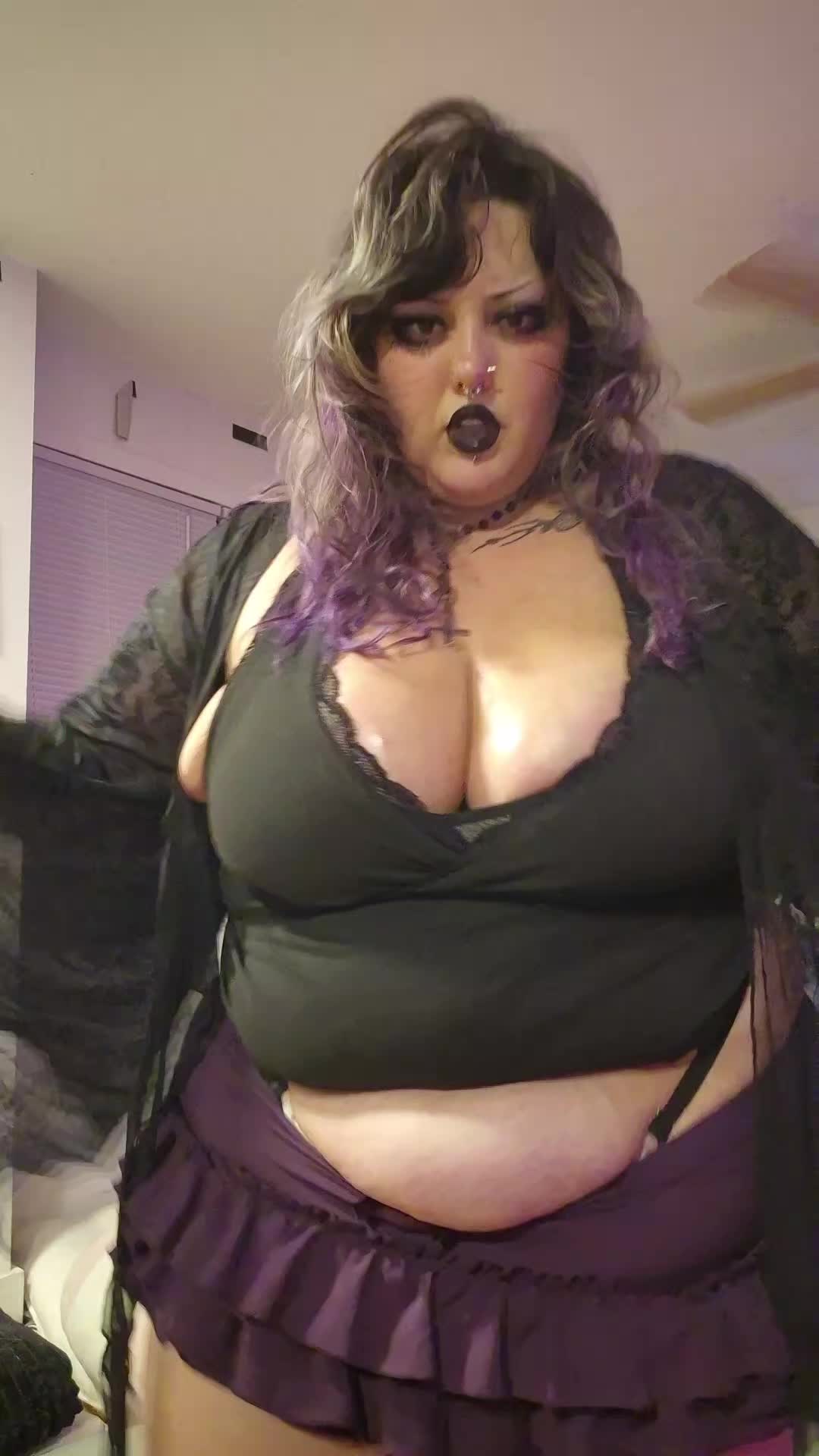 @Goth Baby 🖤🦇