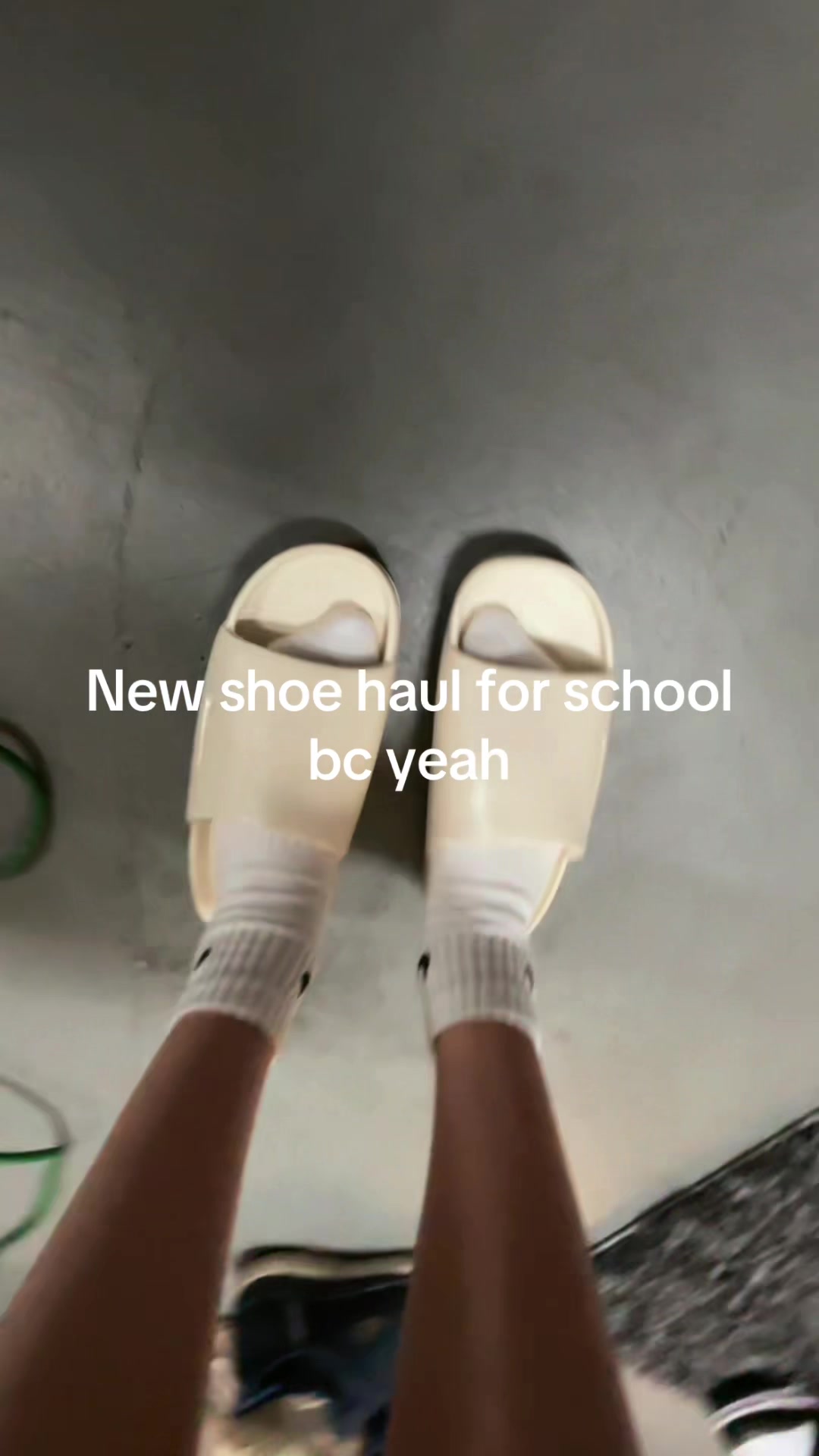 @⃟