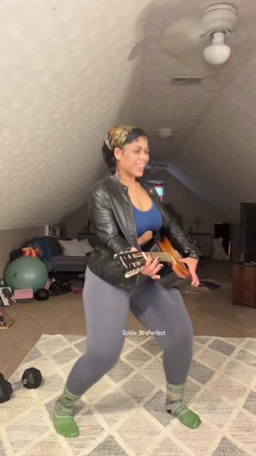 @goldie_mrsperfect