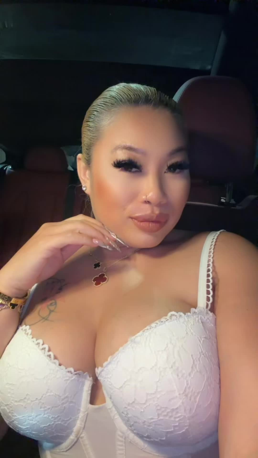 @MeeMee