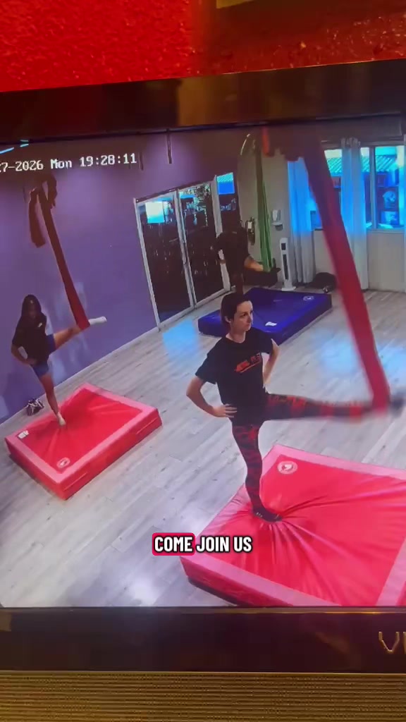 @polefitnessstudio