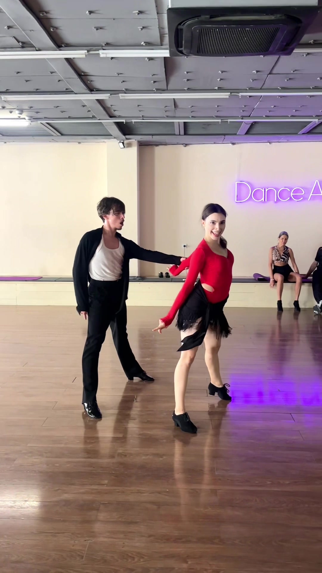 @dance_lena