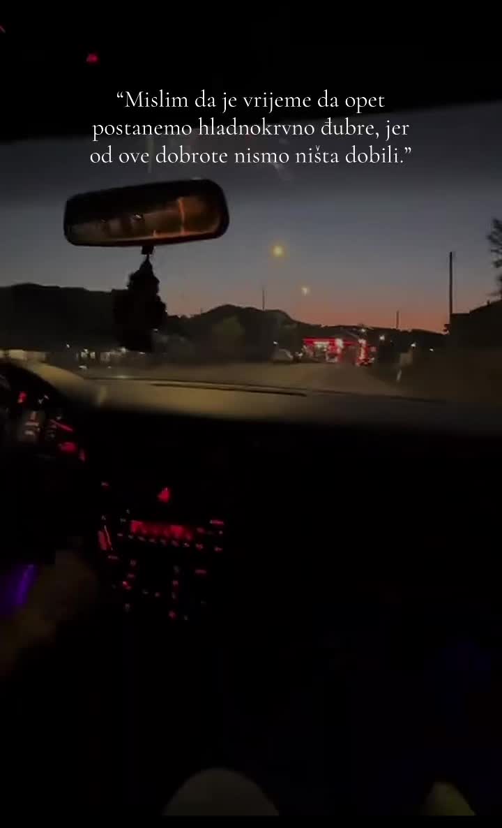 @⚜️