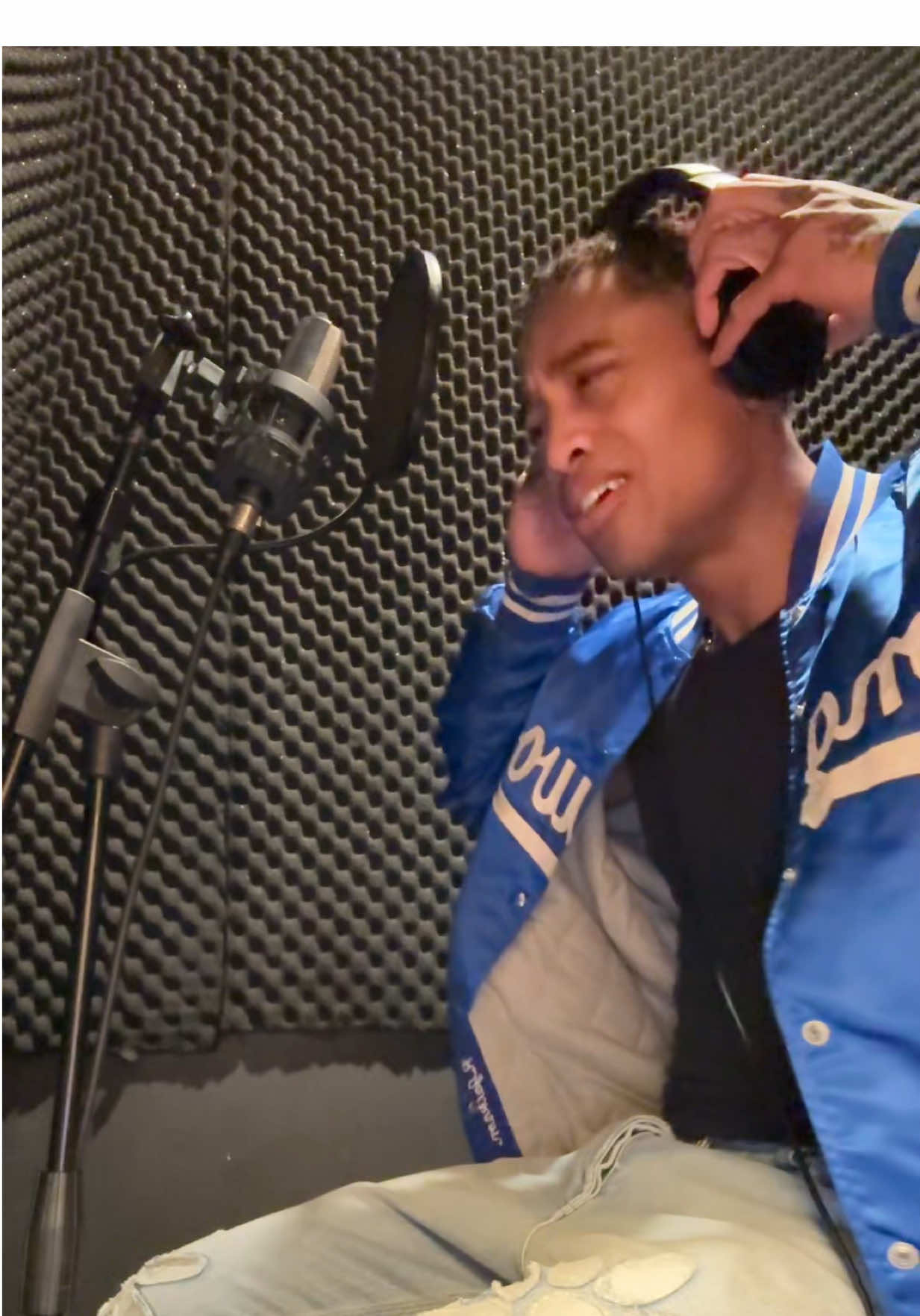 @Zelgin Drops Songs Every Wed.