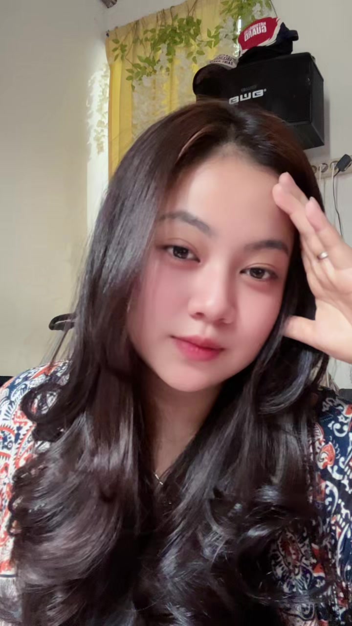 @Its.farahdiba_