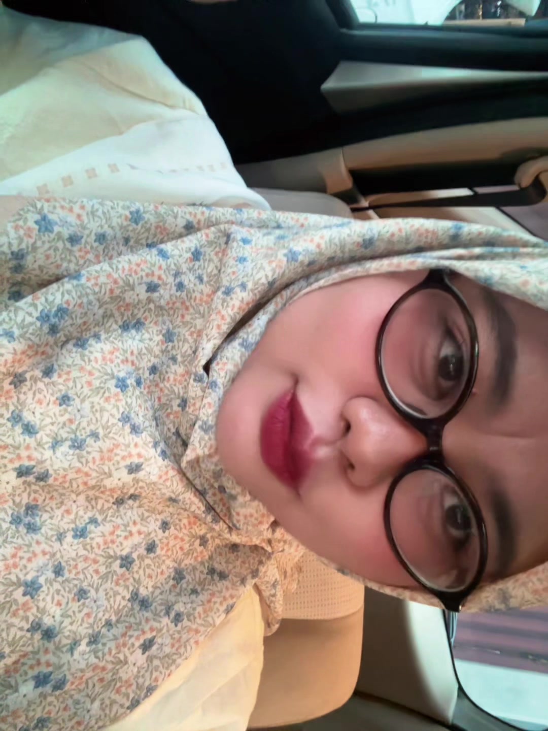 @Afifah🌻🌙