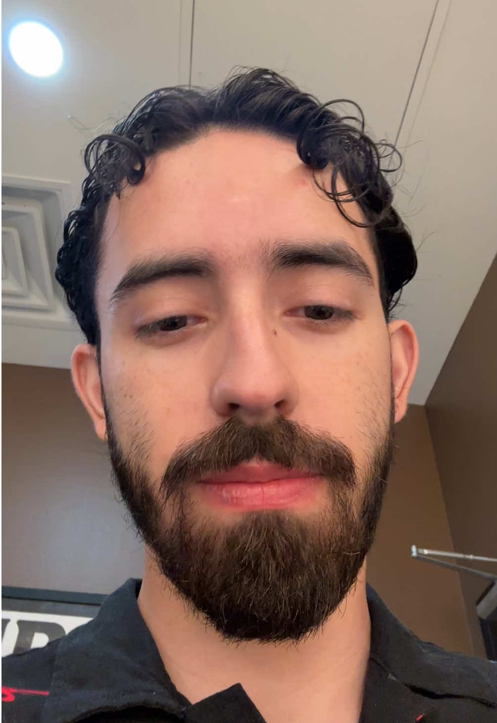 @Mr. 956