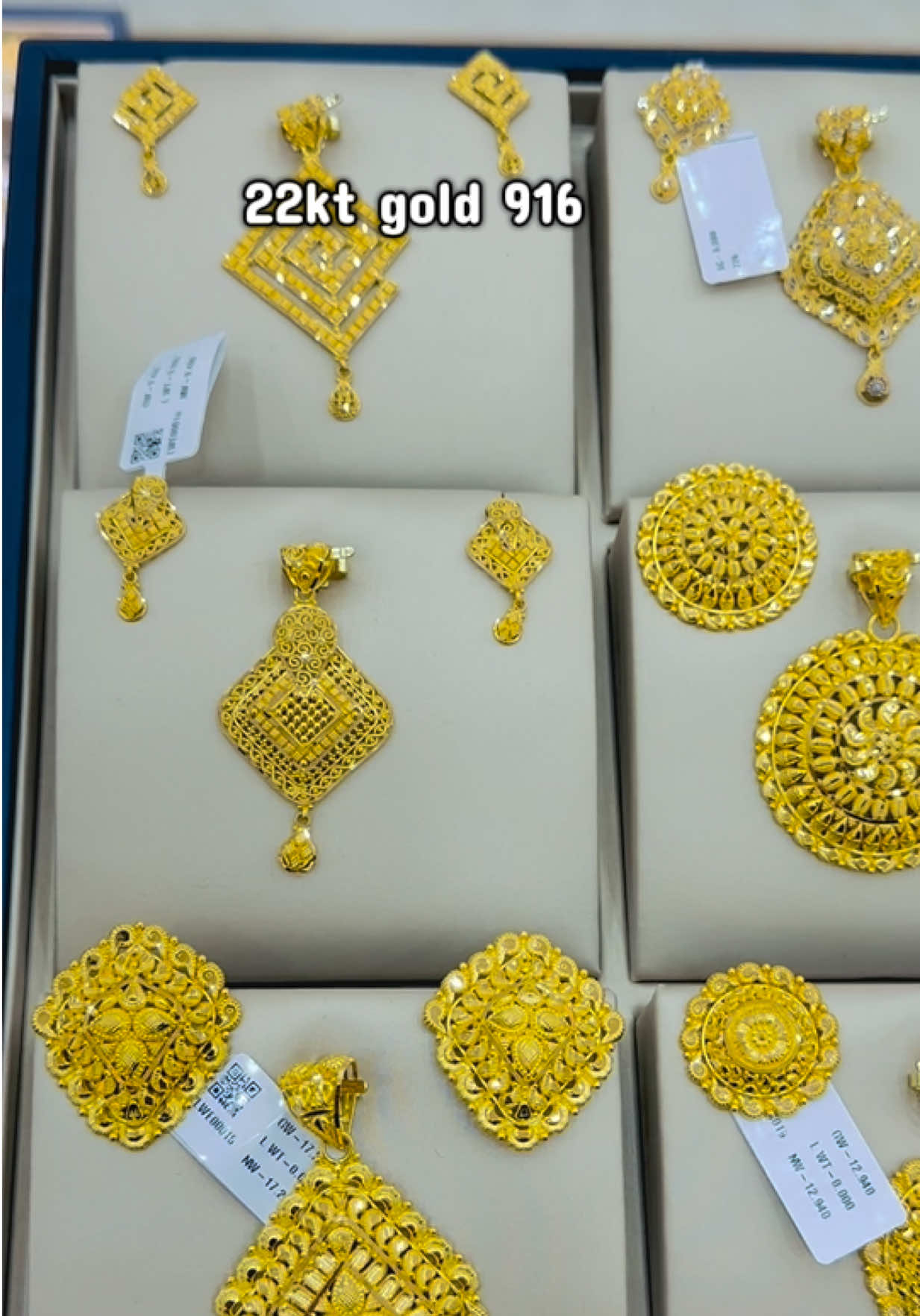 @Dhunna Jewellers Melbourne