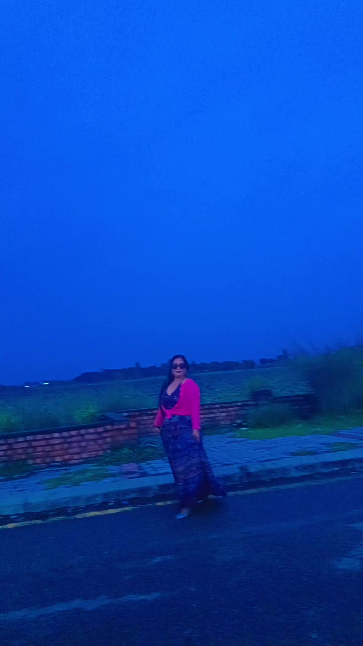 @saru gurung