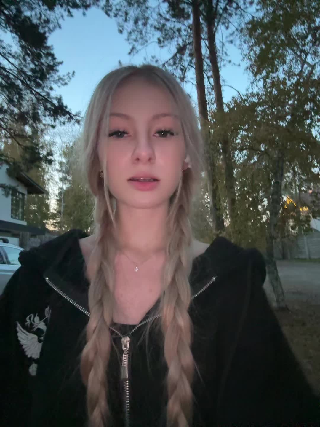 @вишня