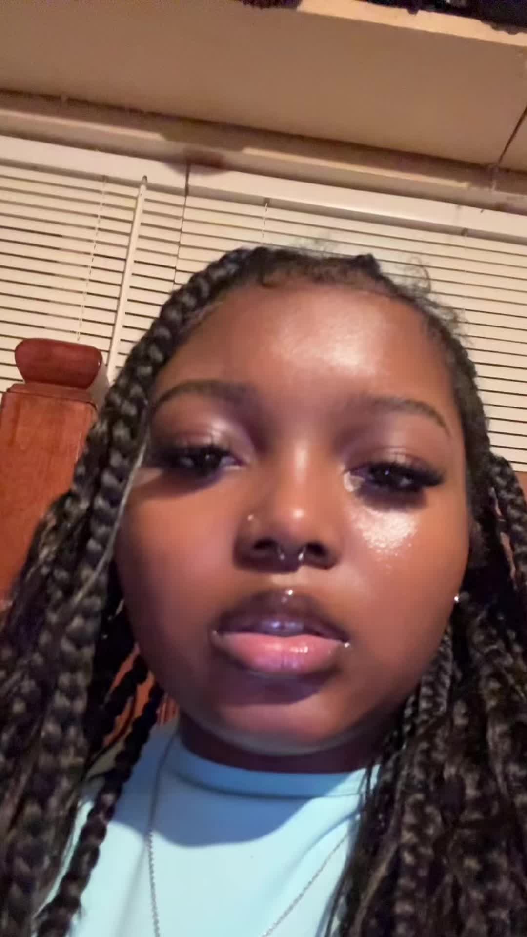 @sia.com