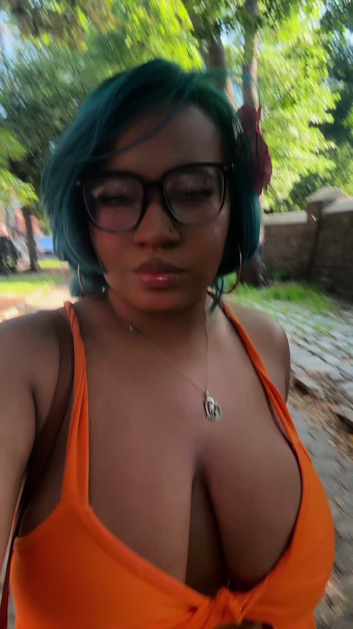 @Tiffi