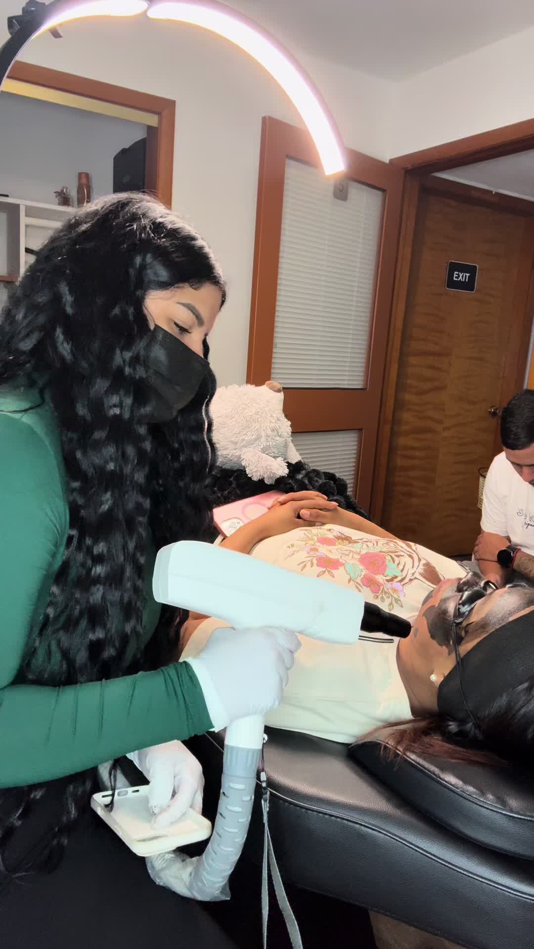 @VA Beauty & Aesthetics