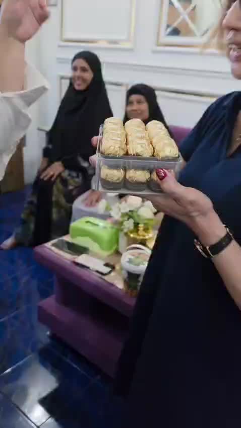 @Leina