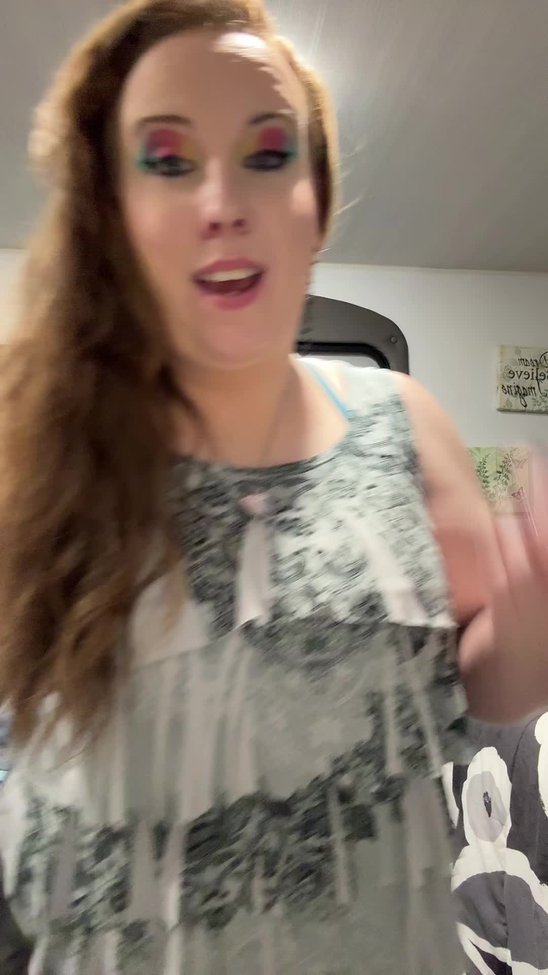 @HellyNyghtwolf16